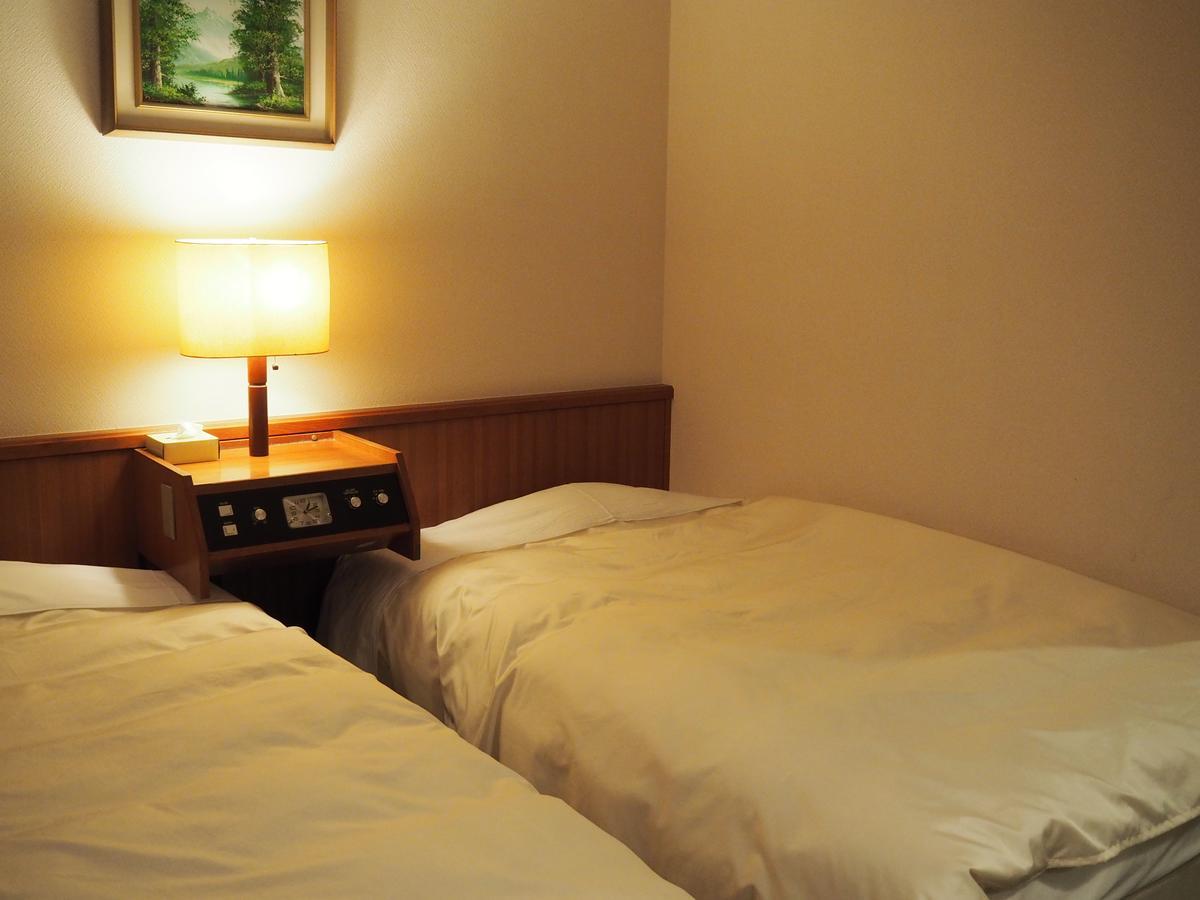 Hotel Okaya Сиодзири Экстерьер фото
